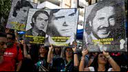 Fotografia tirada em celebrações em memória às vítimas da ditadura argentina - Getty Images