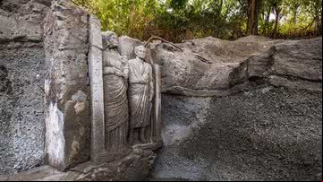Duas esculturas quase em tamanho real descobertas em Pompeia - Divulgação/Pompeii - Parco Archeologico/Alfio Giannotti