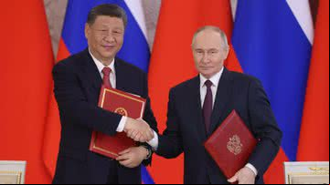 Xi Jinping e Vladimir Putin, presidentes da China e da Rússia - Getty Images