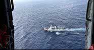 Na imagem, embarcação da Guarda Costeira norte-americana durante buscas - Divulgação / Twitter / @USCGSouthest
