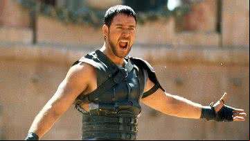 Russel Crowe como Maximus em 'Gladiador' (2000) - Divulgação/Universal