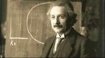 Fotografia do físico Albert Einstein - Wikimedia Commons