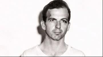 Fotografia de Lee Harvey Oswald - Wikimedia Commons